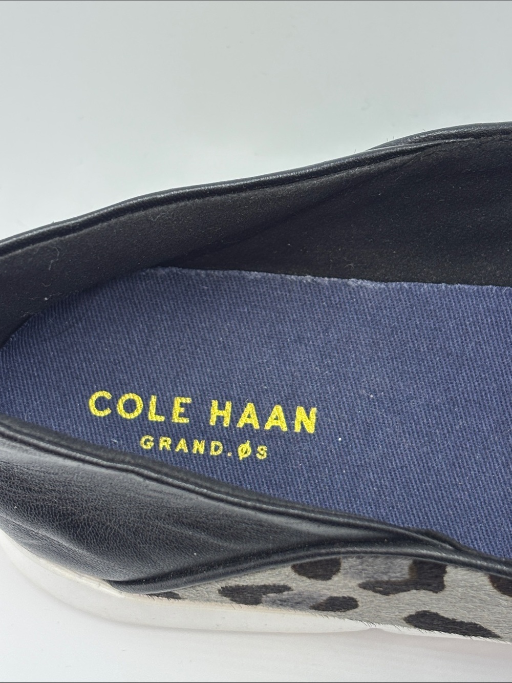 Cole Haan Grand Horizon Grey Leopard Print Calf Hair Slip On Shoes - size 8 - Picture 9 of 10